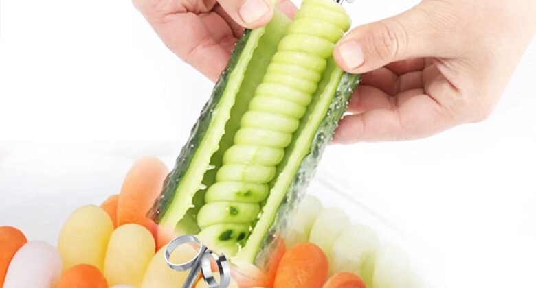 Transforma tus ingredientes en espirales finas y decorativas para ensaladas y platos gourmet.